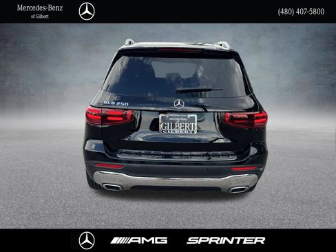 Used 2024 Mercedes-Benz GLB 250 image 5