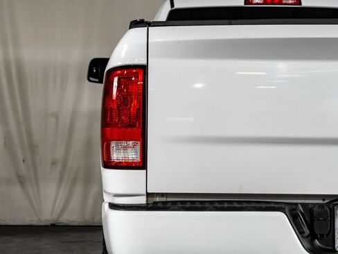 Used 2011 RAM 2500 ST w/ Cold Weather Group AWD/4WD image 29