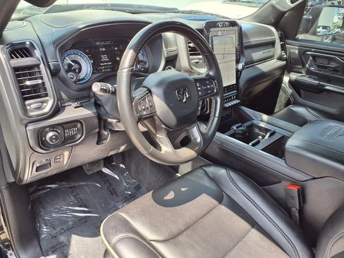Used 2022 RAM 1500 Limited AWD/4WD image 4