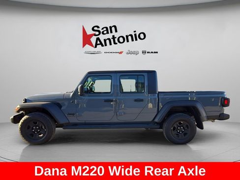 New 2025 Jeep Gladiator Sport image 12