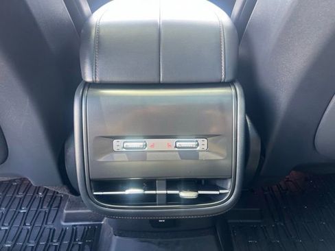 Used 2024 Lincoln Nautilus Reserve w/ Equipment Group 202A AWD/4WD image 19