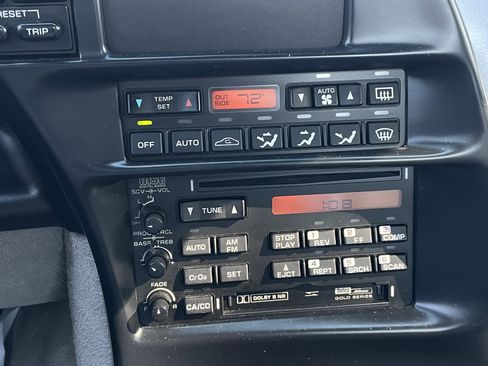 Used 1994 Chevrolet Corvette Coupe image 16