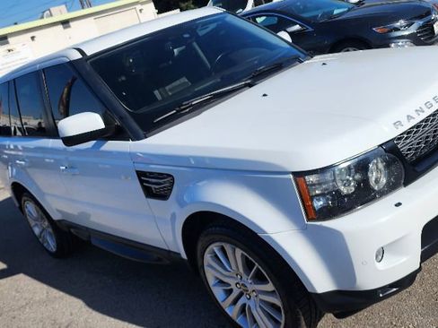 Used 2013 Land Rover Range Rover Sport HSE LUX w/ Luxury Interior Pkg image 7