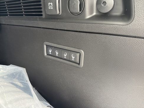 New 2026 Jeep Grand Wagoneer Limited image 28