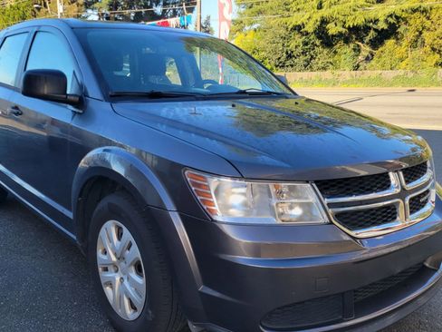 Used 2014 Dodge Journey American Value Package w/ Flexible Seating Group image 4