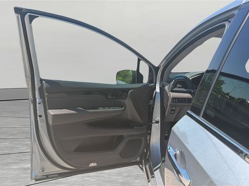 Used 2023 Honda Odyssey Elite image 17