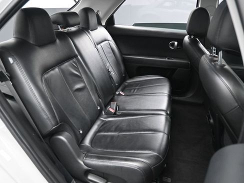 Used 2024 Hyundai Ioniq 5 SE RWD image 32