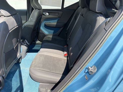 Certified 2023 Volvo XC40 Recharge Plus image 15