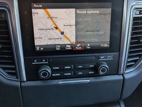 Used 2017 Porsche Macan image 18