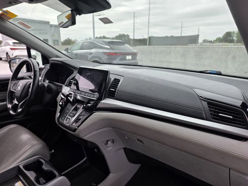 Used 2018 Honda Odyssey Elite image 19