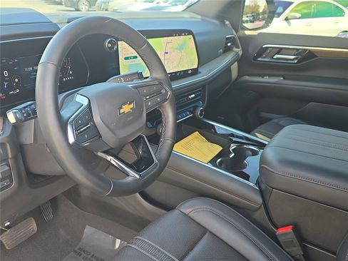 Used 2025 Chevrolet Tahoe High Country image 20