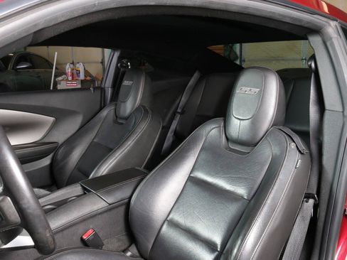 Used 2010 Chevrolet Camaro SS RWD image 31