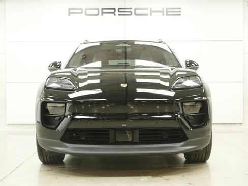New 2026 Porsche Macan 4 Electric AWD/4WD image 11