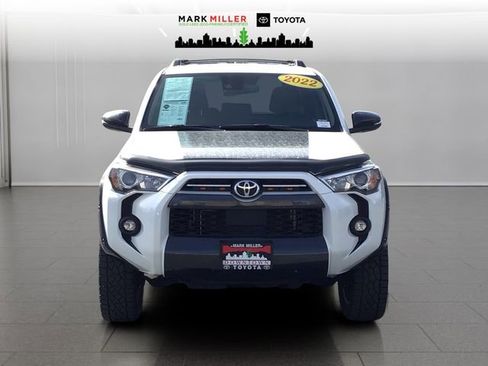 Used 2022 Toyota 4Runner SR5 Premium image 8