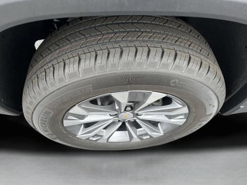 New 2026 Chevrolet Equinox LT w/ Safety and Technology Package image 11