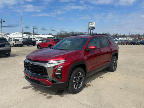 New 2026 Chevrolet Equinox ACTIV w/ Convenience Package III FWD image 3