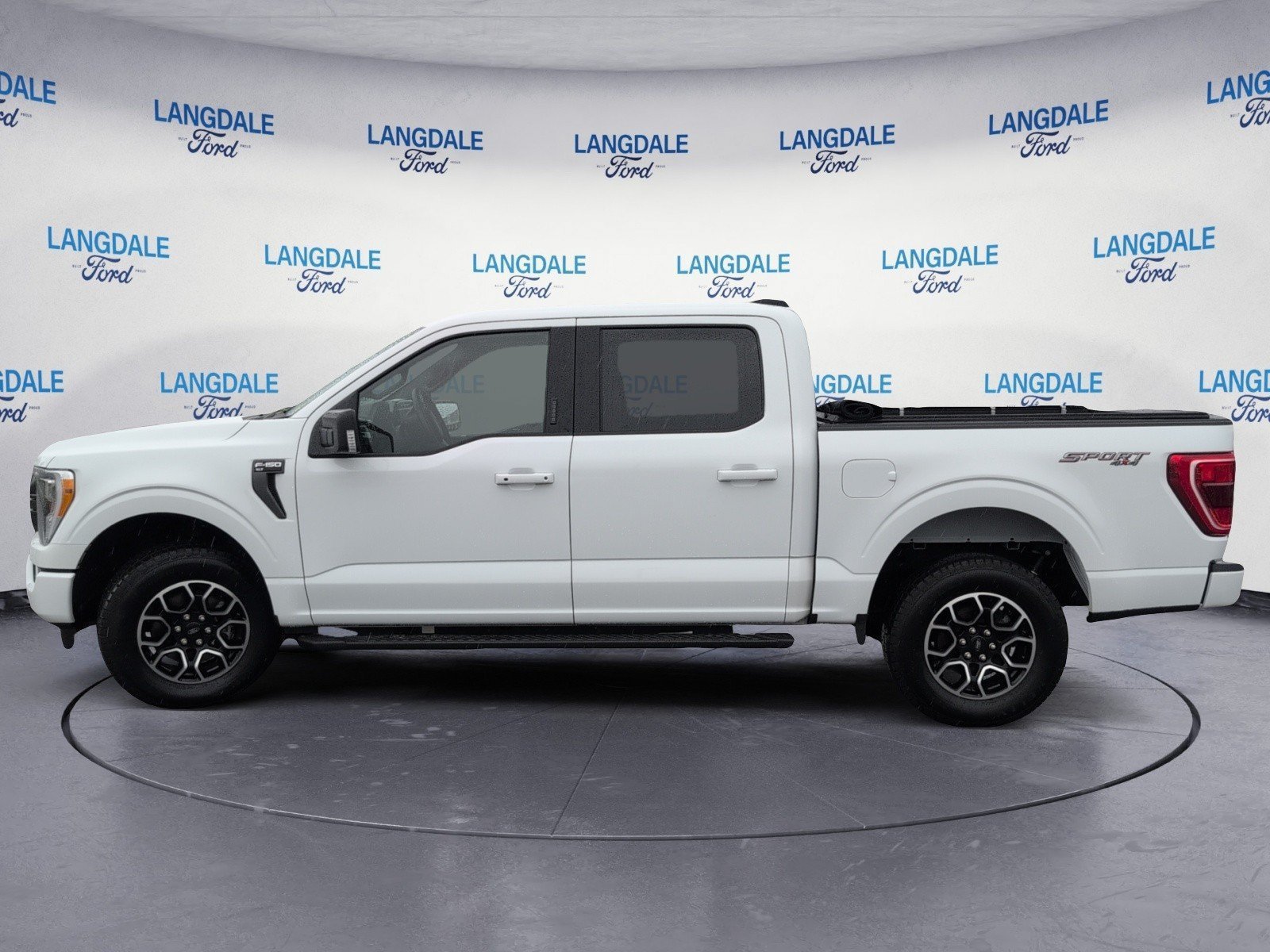 Used 2023 Ford F150 XLT w/ Equipment Group 302A High AWD/4WD image 10