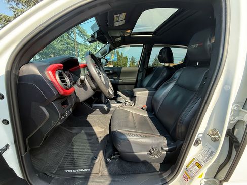 Used 2019 Toyota Tacoma TRD Pro image 9