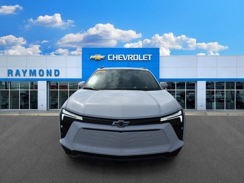 New 2026 Chevrolet Blazer EV LT AWD/4WD image 9