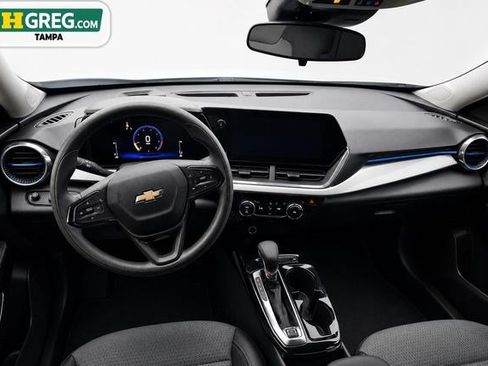 Used 2026 Chevrolet Trax LT FWD image 15