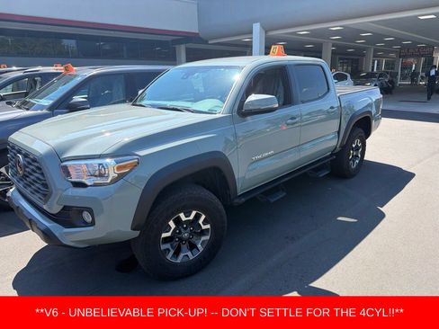 Used 2023 Toyota Tacoma TRD Off-Road AWD/4WD image 1