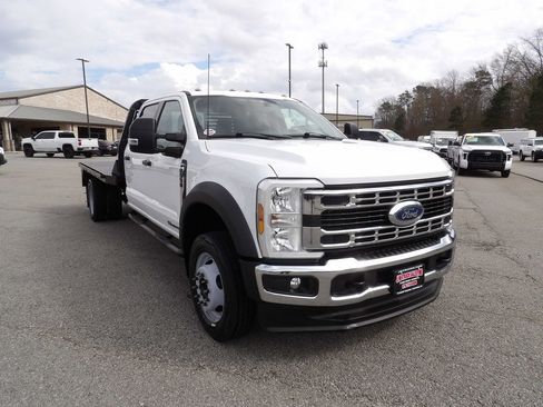 Used 2024 Ford F550 4x4 Crew Cab Super Duty w/ XLT Value Package image 11