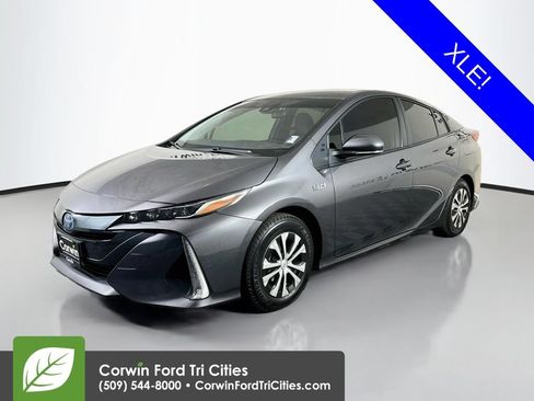 Used 2021 Toyota Prius Prime XLE FWD image 5