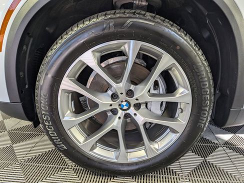 Used 2026 BMW X5 xDrive40i w/ Premium Package AWD/4WD image 10