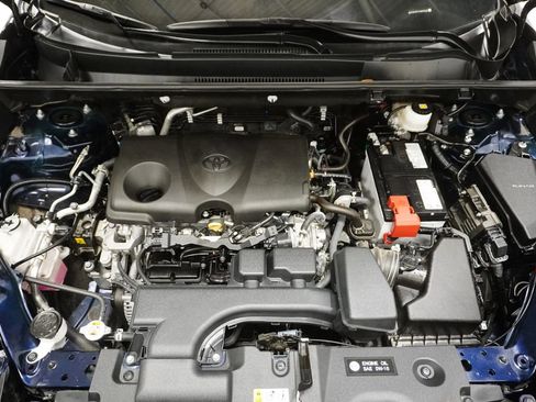 Used 2025 Toyota RAV4 XLE Premium image 8