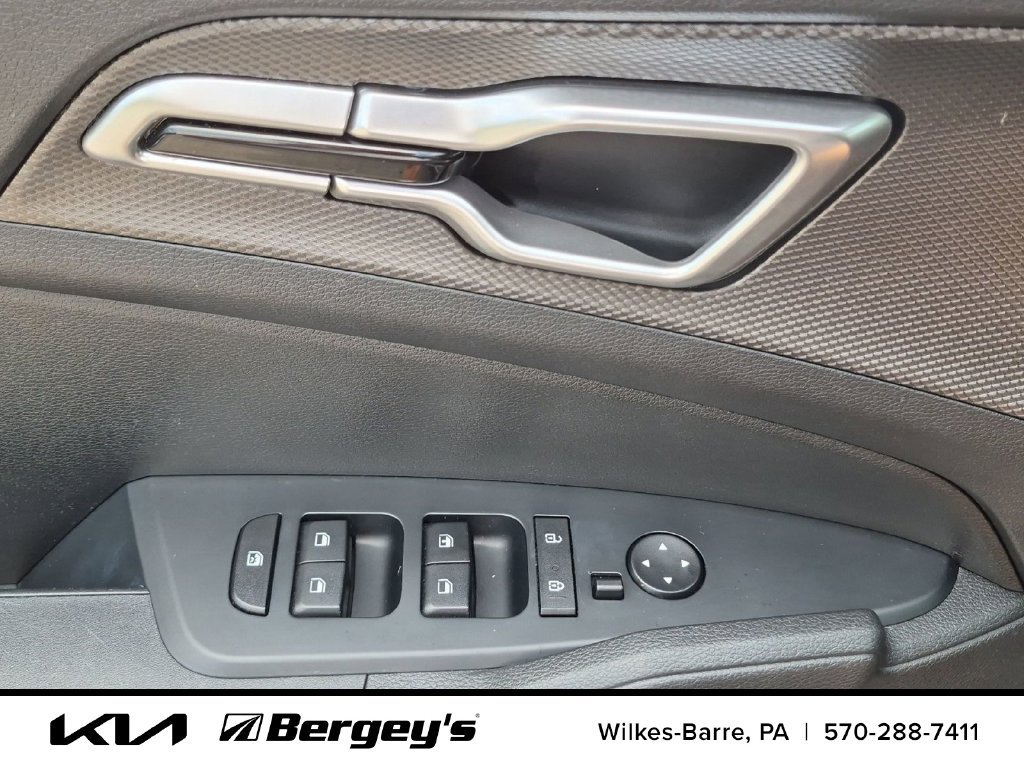 Certified 2023 Kia Sportage LX AWD/4WD image 15