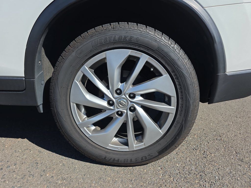 Used 2014 Nissan Rogue SL w/ SL Premium Package AWD/4WD image 12