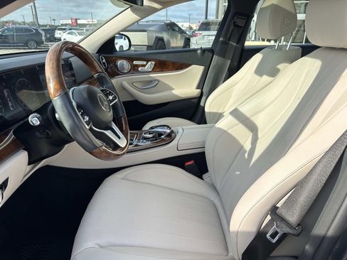 Used 2020 Mercedes-Benz E 350 Sedan image 16
