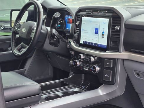 Certified 2022 Ford F150 XLT w/ Equipment Group 302A High image 7