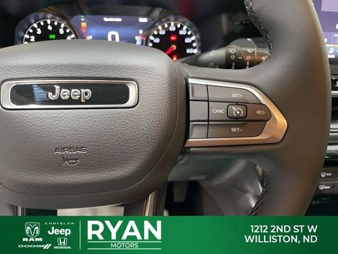 New 2026 Jeep Compass Latitude AWD/4WD image 38
