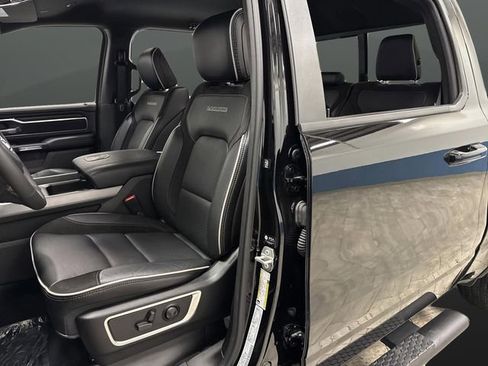 Used 2025 RAM 1500 Laramie w/ Sport Appearance Package image 4