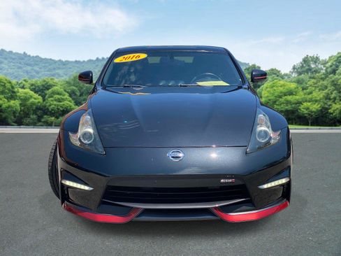 Used 2016 Nissan 370Z NISMO RWD image 25