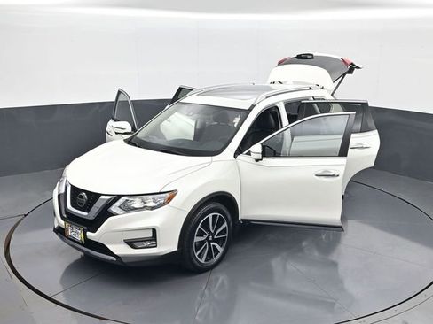Used 2019 Nissan Rogue SL w/ Premium Package AWD/4WD image 30