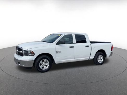 Used 2022 RAM 1500 Classic SLT image 7