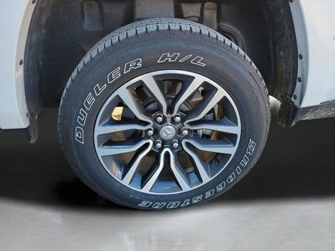 Certified 2025 RAM 1500 Limited w/ Trailer Tow Group image 38