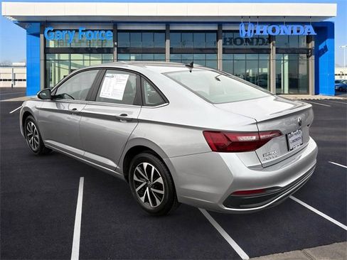 Used 2024 Volkswagen Jetta S image 3