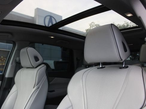 Used 2023 Acura MDX w/ Advance Package AWD/4WD image 35