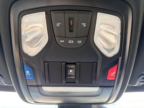 Used 2025 RAM 1500 Big Horn AWD/4WD image 42