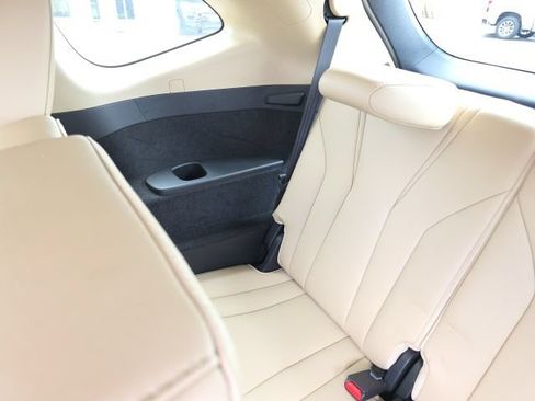 Used 2023 Acura MDX SH-AWD w/ Technology Package image 18
