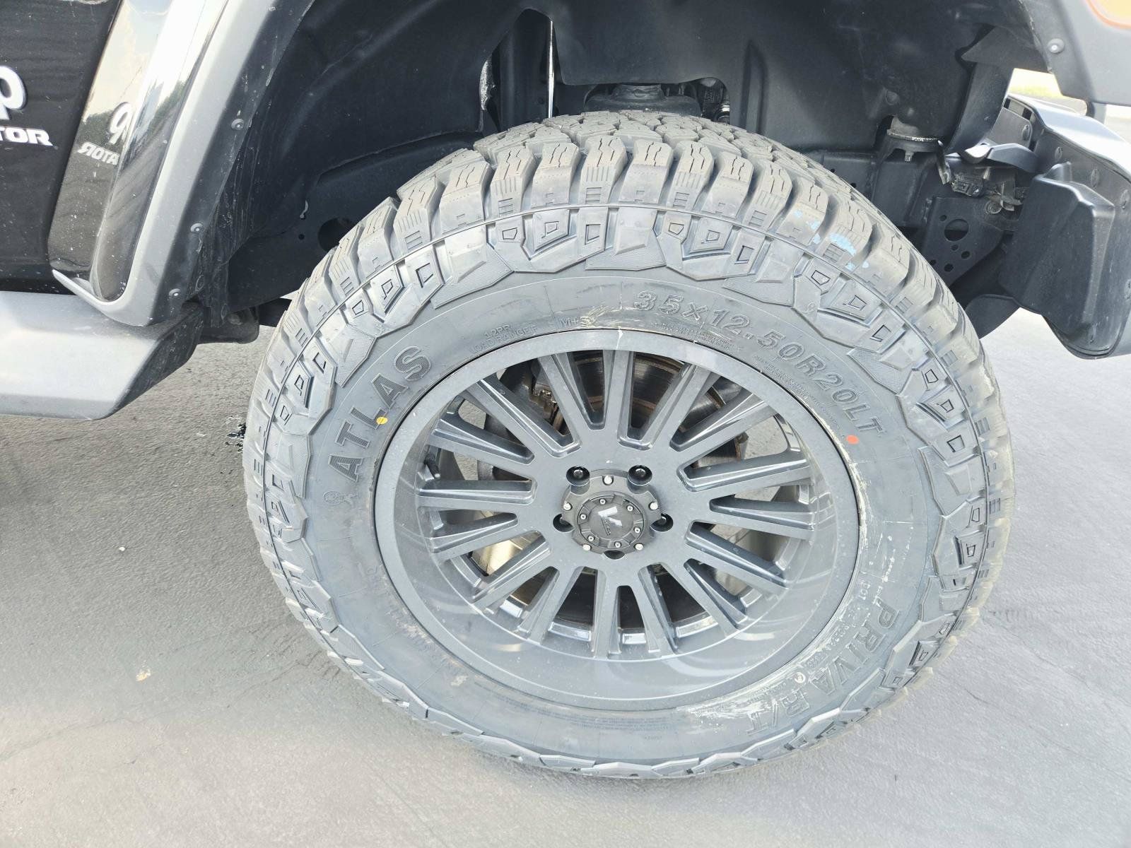 Used 2020 Jeep Gladiator Overland w/ Popular Equipment Package AWD/4WD image 22