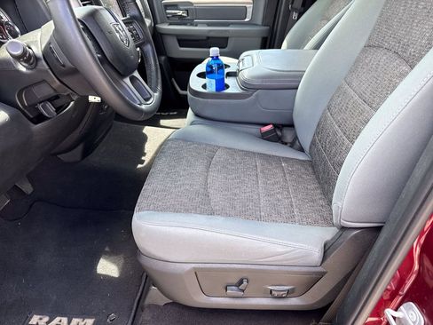 Used 2018 RAM 1500 Big Horn AWD/4WD image 9