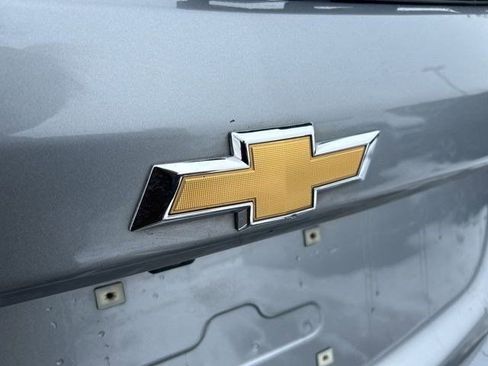 Used 2023 Chevrolet Equinox LT w/ Driver Convenience Package image 48