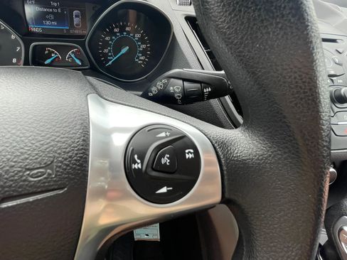Used 2016 Ford Escape SE w/ SE Cold Weather Package AWD/4WD image 17