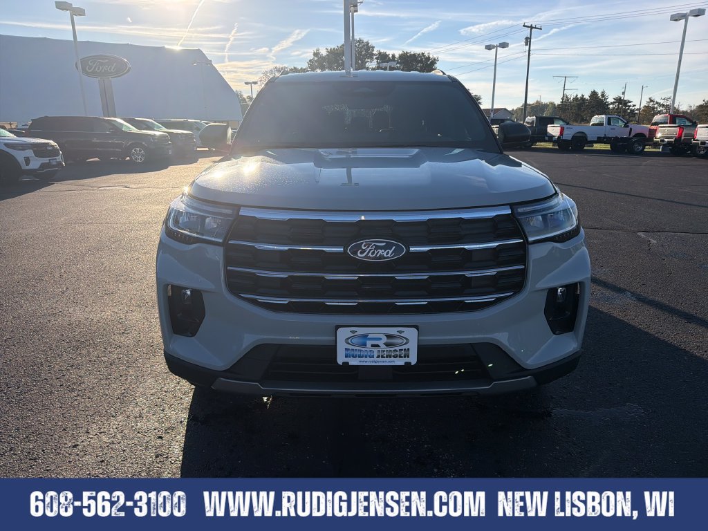 New 2027 Ford Explorer Active w/ Active Comfort Package AWD/4WD image 8