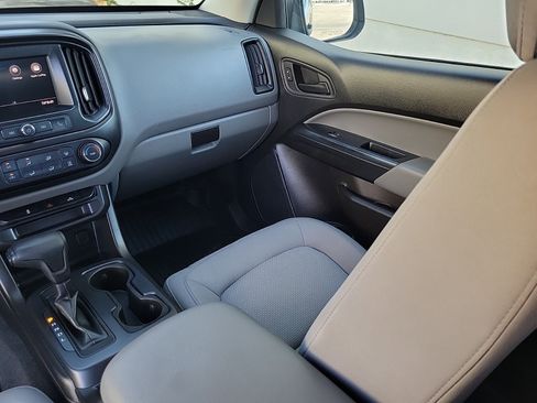 Used 2020 GMC Canyon W/T w/ Convenience Package image 39