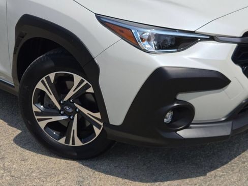 Used 2024 Subaru Crosstrek 2.0i Premium AWD/4WD image 3